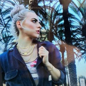 Meet your Posher, Thu nhiên